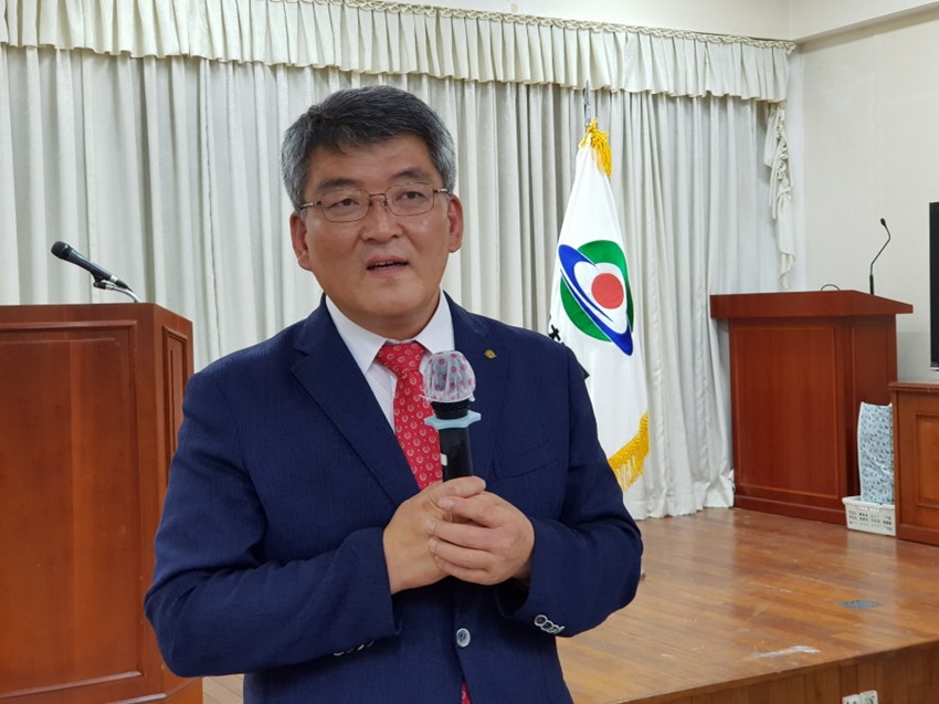 4.예천군, 여름철 사과원 관리 기술 교육 실시